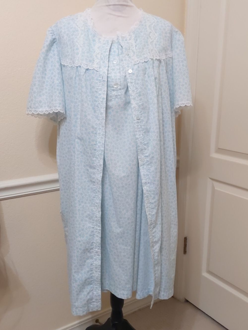 Vintage Barbizon Granny Nightgown Robe Set Lace Floral Lightweight Gown Sz Large